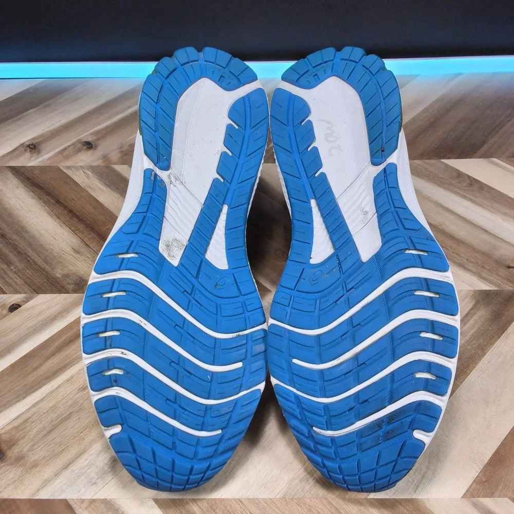 Asics pre owned